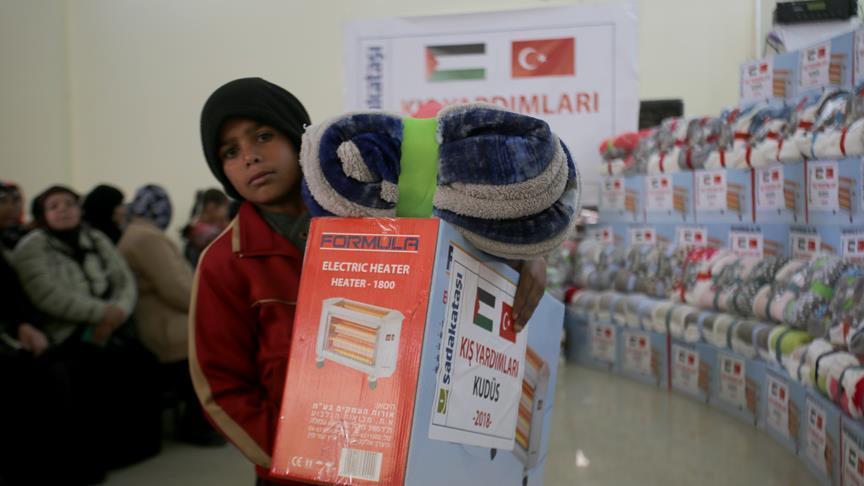 Turkish foundation aids 200 Palestinian families