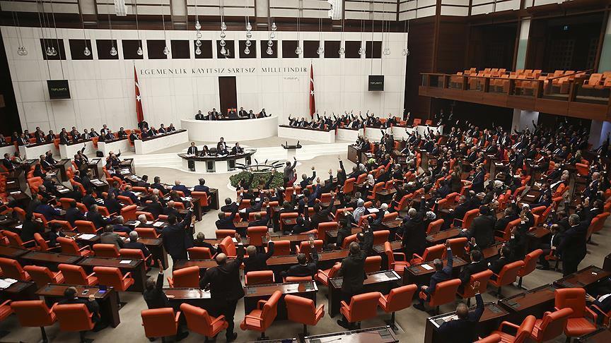 В парламенте Турции призвали дать оценку трагедии в Ходжалы 