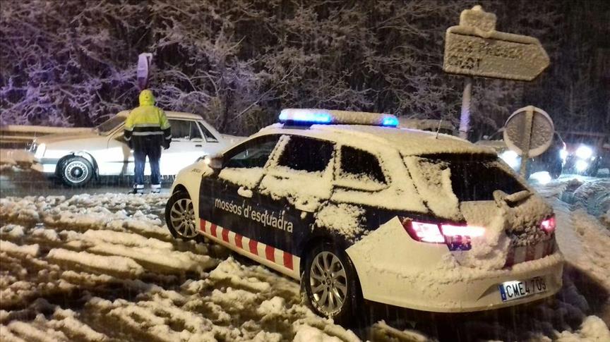 Casi 5.000 estudiantes en Cataluña se quedaron sin clases por la nieve