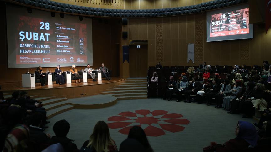 '28 Şubat Darbesiyle Nasıl Hesaplaşılmalı' paneli yapıldı