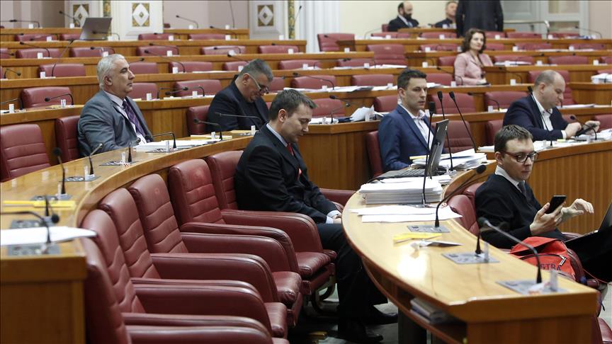 Hrvatski sabor prvi put u povijesti zasjedao cijelu noć