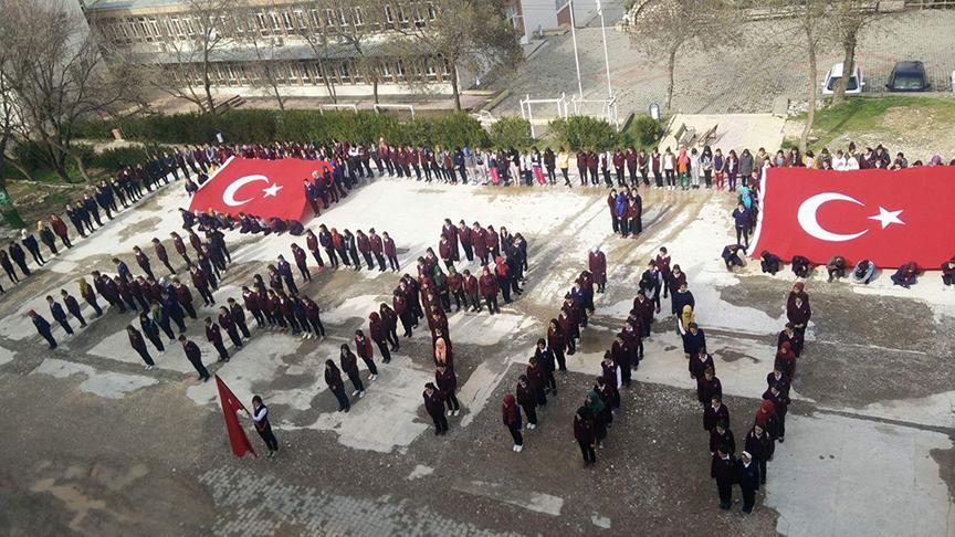 Lise öğrencilerinden Mehmetçik'e anlamlı destek