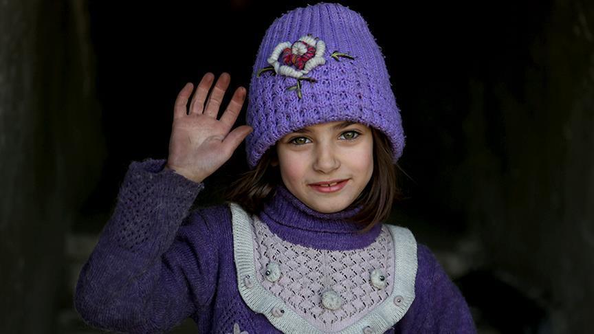 "أنا عايش"... صرخة أطفال الغوطة الشرقية من وسط الركام (قصة إنسانية)