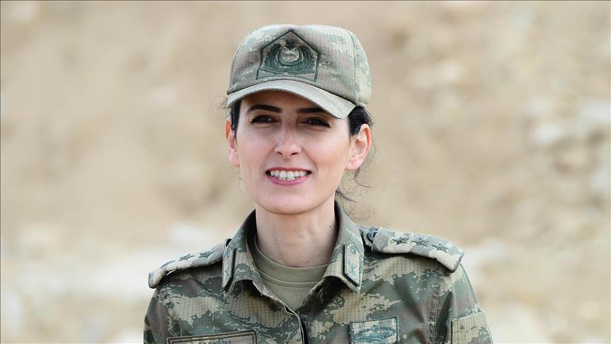Mujeres Del Ejercito Turco Participan En La Operacion Rama De Olivo Mujeres Del Ejercito Turco Participan En La Operacion Rama De Olivo