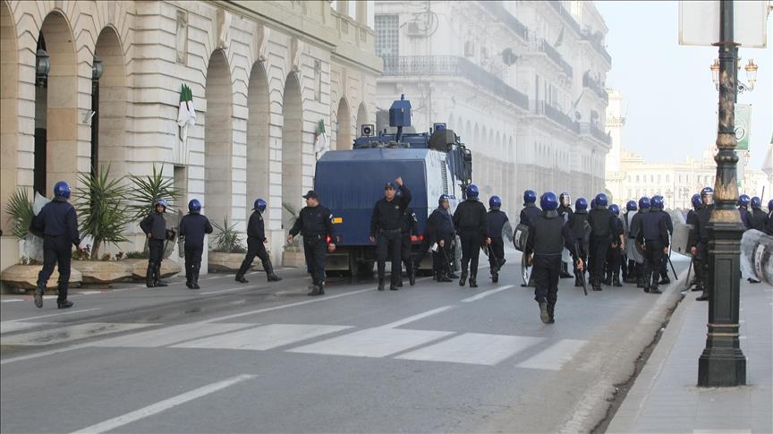 Paris 'dragging feet' on war compensation: Algerian vet