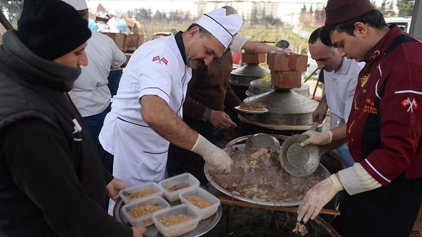 Mehmetçik için 41 kazan İskilip dolması pişirildi