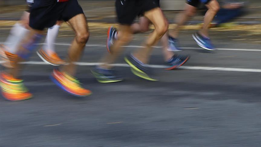 Почина првиот човек кој претрча 1,6 километри за помалку од 4 минути