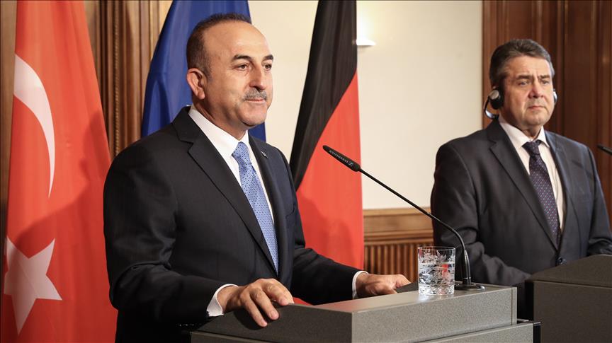 Germany urged to change travel advice for Turkey