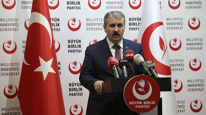 BBP Genel Başkanı Destici'den Yunanistan'a bayrak tepkisi