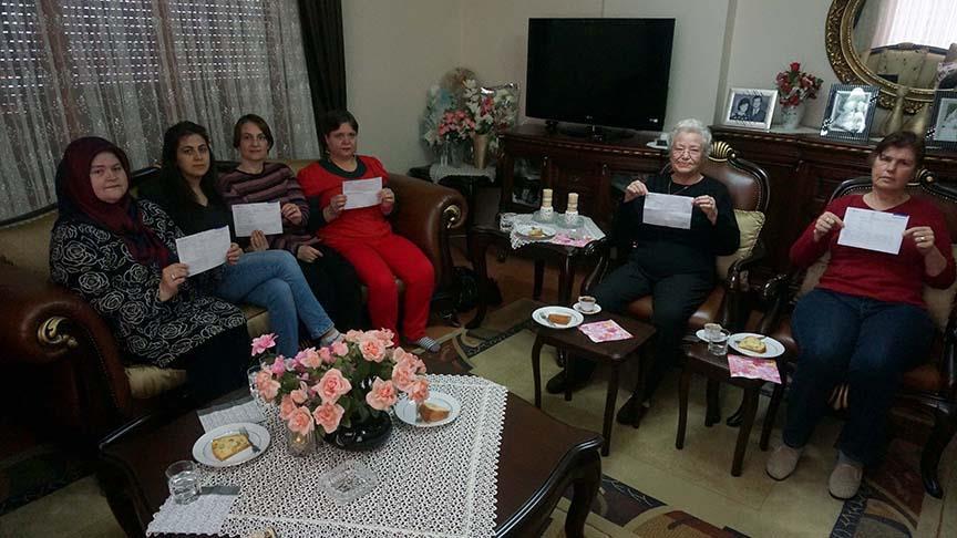 Gün parasını Mehmetçiğe bağışladılar