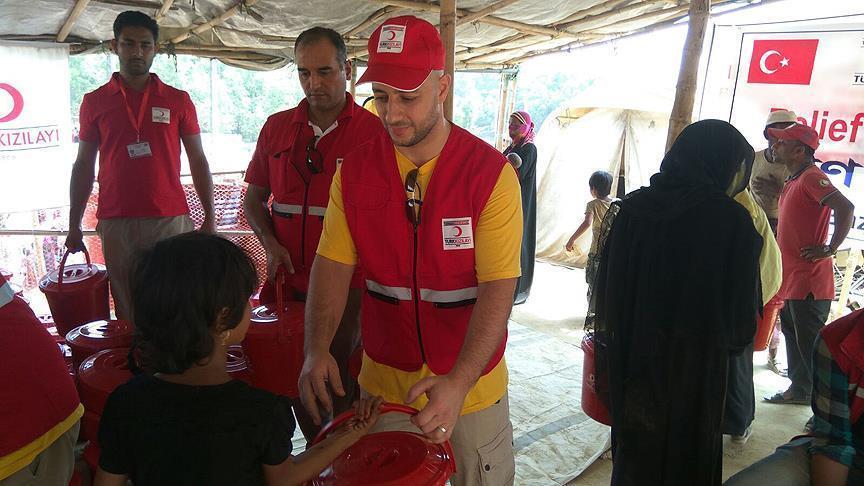 Maher Zain kunjungi kamp pengungsi Rohingya di Bangladesh