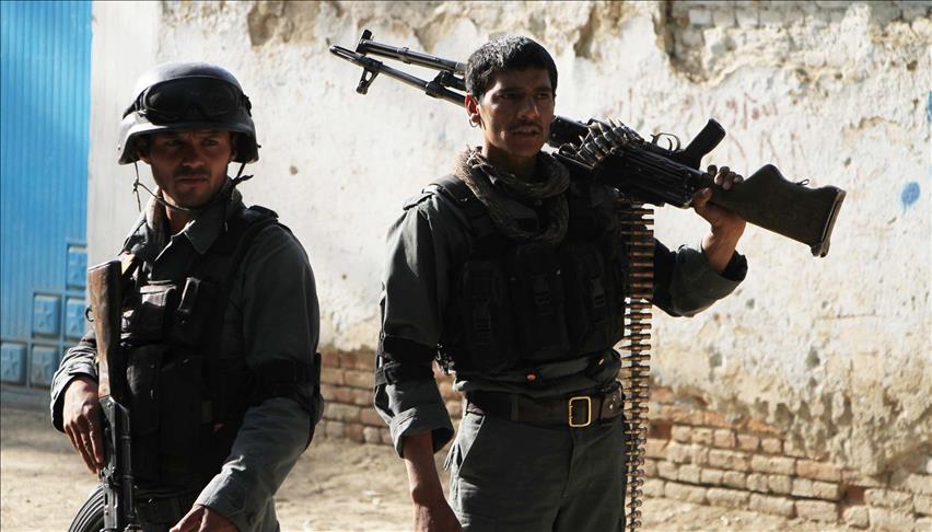 Dix-sept policiers et soldats afghans tués dans une attaque des Talibans