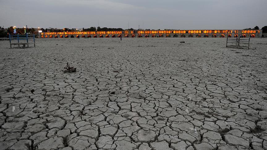Iranian farmers stage protest in drought-hit Isfahan