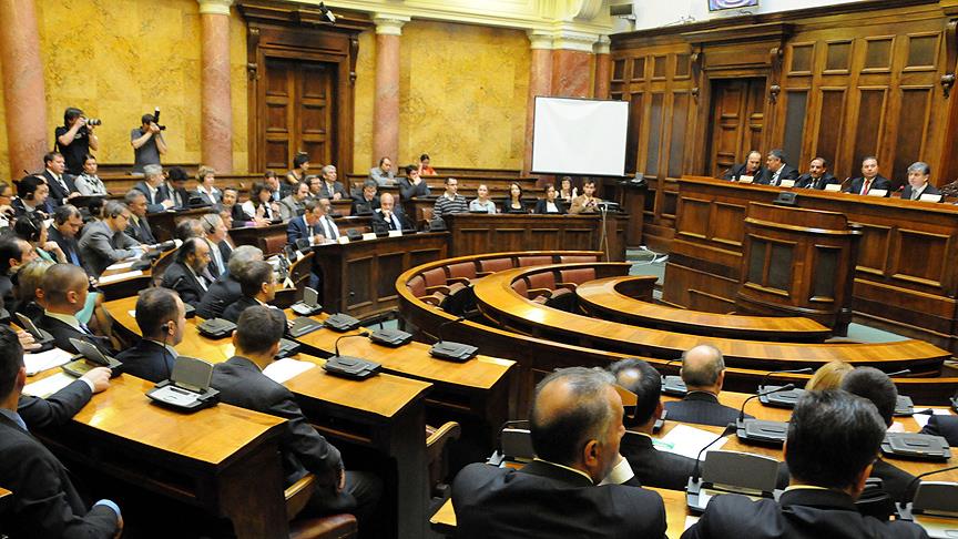 Sırbistan Meclisinden 'soykırım' tasarısına ret