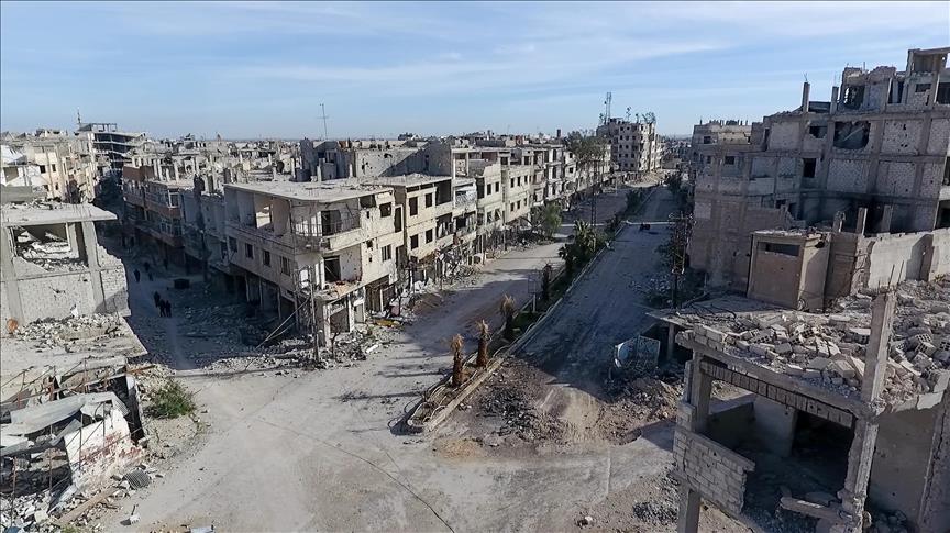 Assad regime, allies cut Eastern Ghouta in two