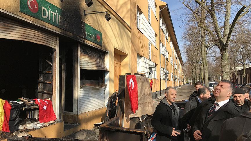 Almanya'da Müslüman derneklerin temsilcileri dayanışma bekliyor