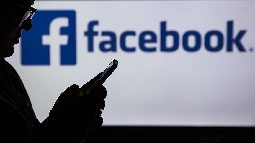Facebook, İngiliz aşırı sağcı grubun hesaplarını kapattı