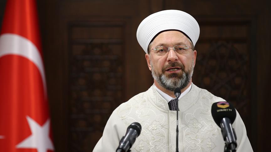 Diyanet İşleri Başkanı Erbaş: Bazı fıkıh hükümlerini gözden geçirmek dinde reform anlamına gelmez'