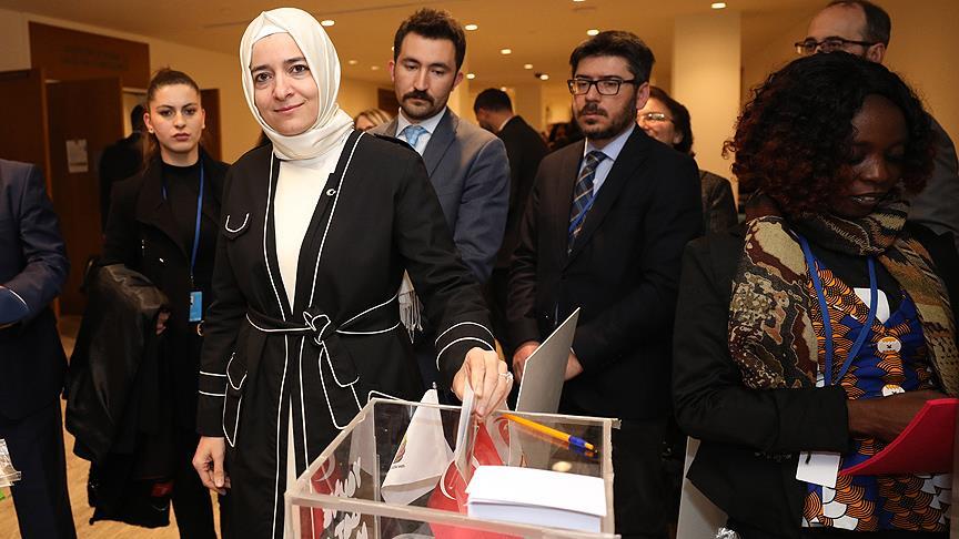 Bakan Kaya, Suriyeli mülteci çocuğun mektubuna BM'den cevap gönderdi