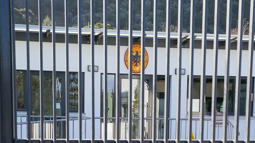 PYD/PKK backers occupy German consulate in Greek island