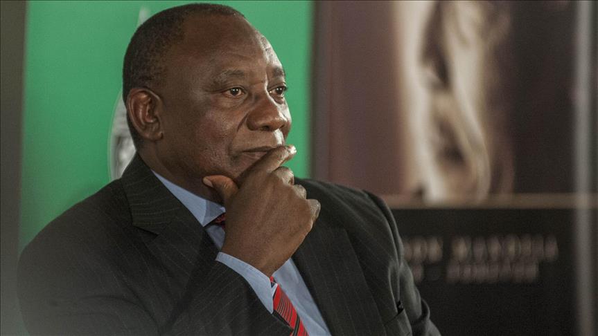 New South African leader pays 1st visit to Zimbabwe