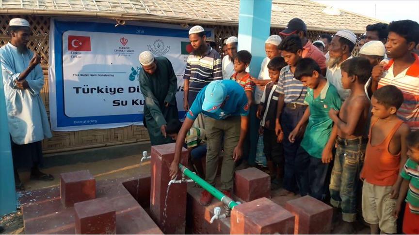 Turkish foundation opens water well for Rohingya
