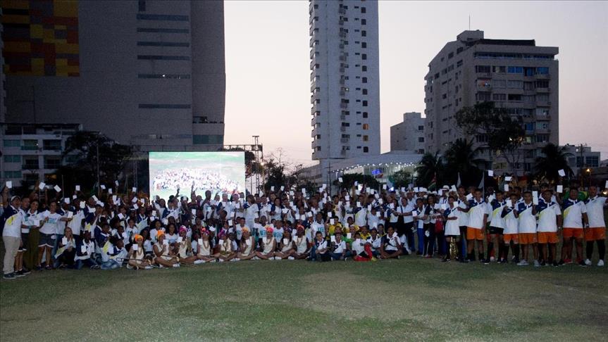 Colombia: unos 120 niños participaron en acto de paz con Didier Drogba