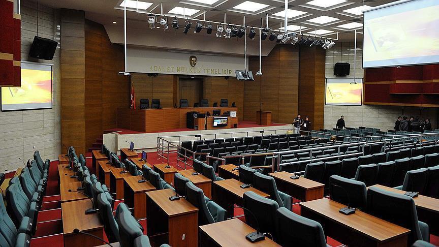 Selaları susturan yarbay komutanlarını suçladı  