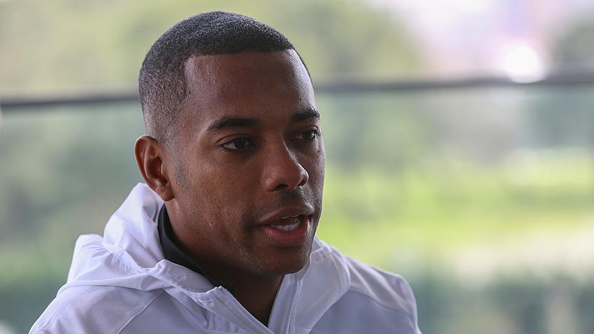 Robinho'nun Türkiye referansı: Alex ve Roberto Carlos