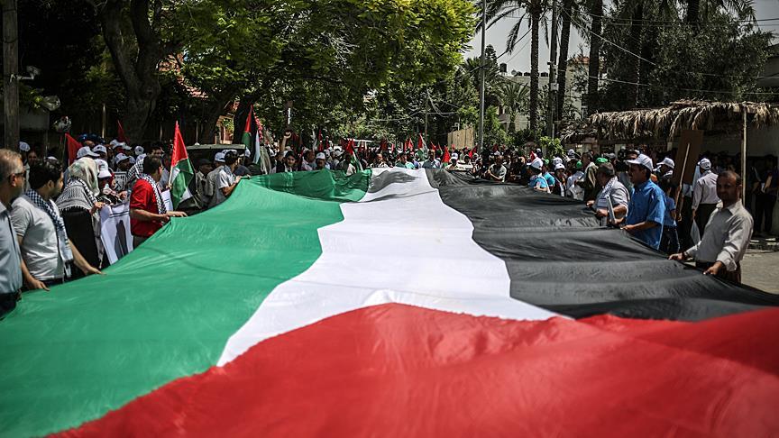 Palestinian gov’t urges Hamas to surrender Gaza control