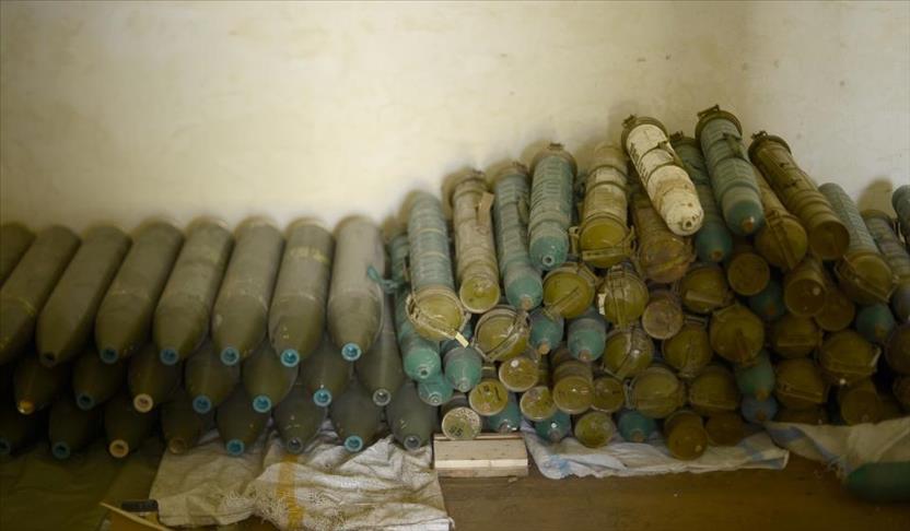 الجيش الحر يعثر على مخزن أسلحة بعفرين يحوي صواريخ "غراد" 