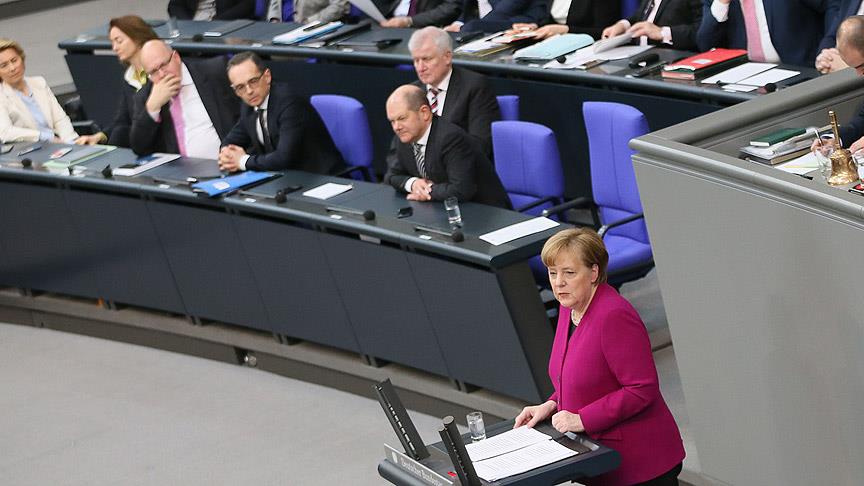 Merkel: AB-Türkiye sığınmacı mutabakatını her zaman savunacağım