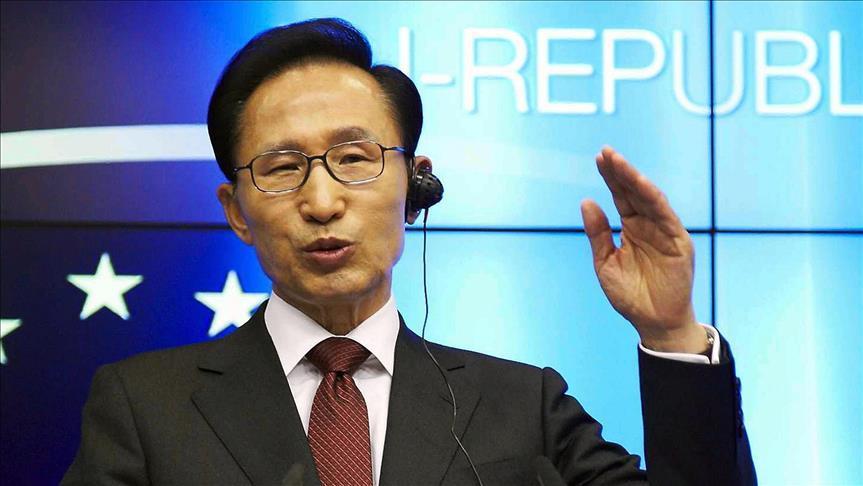 Ex South Korean leader Lee arrested