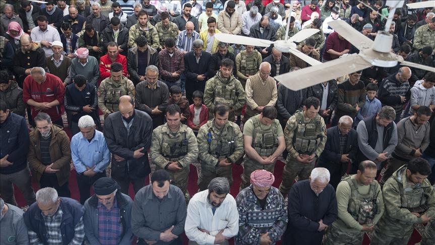 Afrin locals, Turkish troops join in Friday prayers
