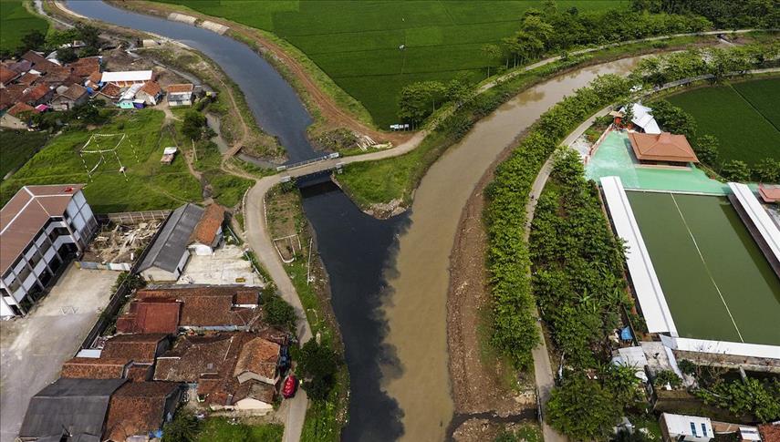 Sungai Citarum: Kolam adu ego pemerintah pusat dan provinsi