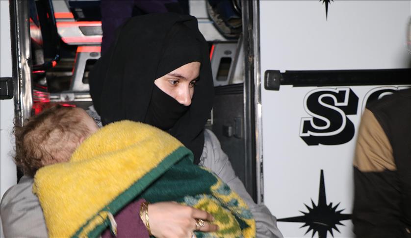 Over 5000 leave E. Ghouta as evacuation continues