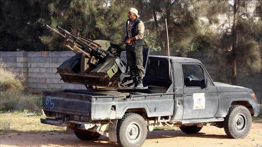 Yémen: L’armée libère un camp militaire stratégique à Al-Jawf 