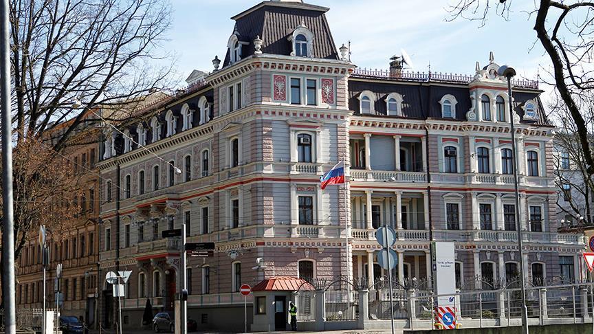 Страны Европы, США и Канада высылают российских дипломатов
