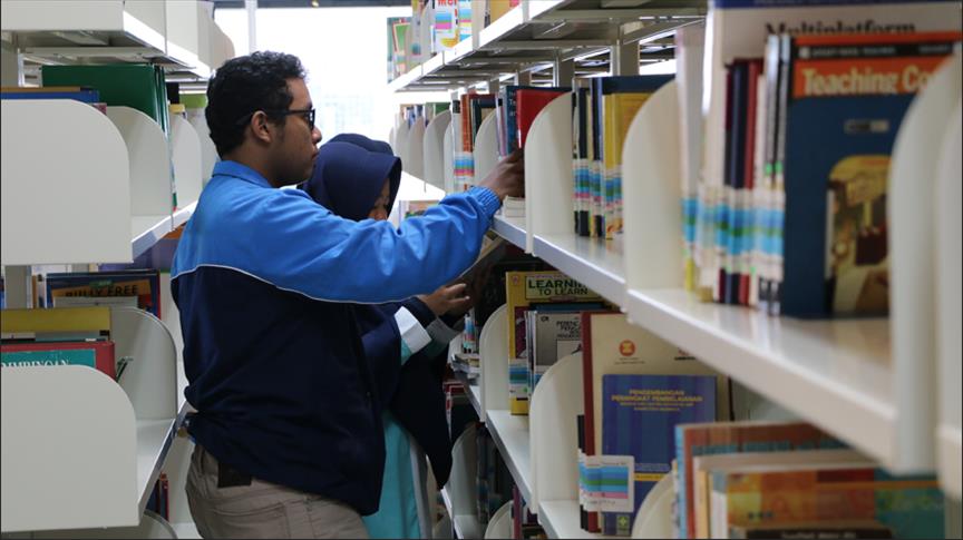 جاكرتا تحتضن أكبر مكتبة في العالم بـ 24 طابقا