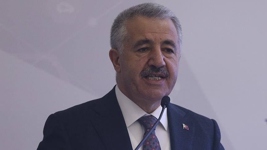 Ulaştırma, Denizcilik ve Haberleşme Bakanı Arslan: Karayollarımızı akıllı hale getiriyoruz