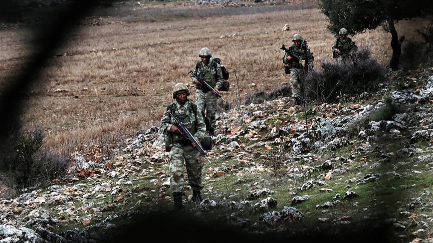 PKK terrorist suspect surrenders to Turkish forces