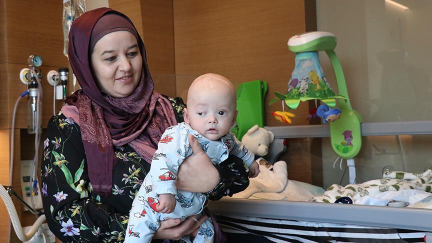 Turkey: Treatment shrinks tumor in Bosnian baby's brain