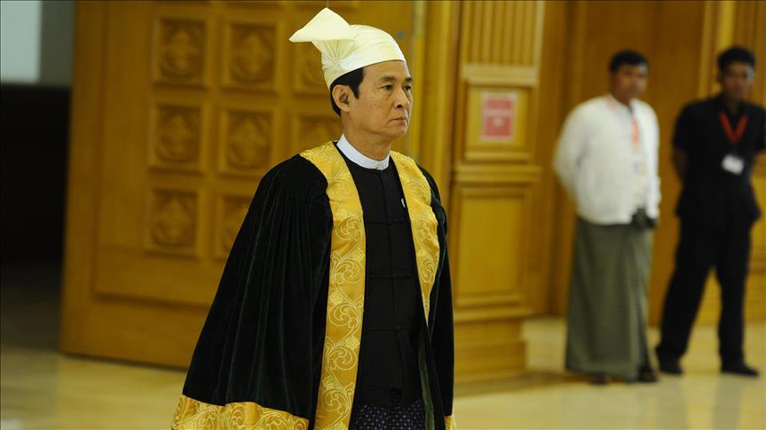Aliado de Suu Kyi asume cargo como presidente de Birmania