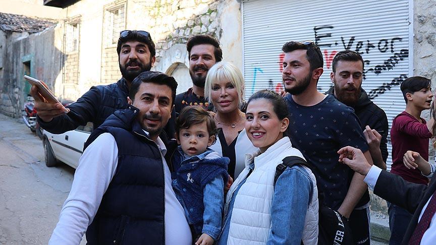 Sanatçı ve sporculardan Zeytin Dalı Harekatı'na destek