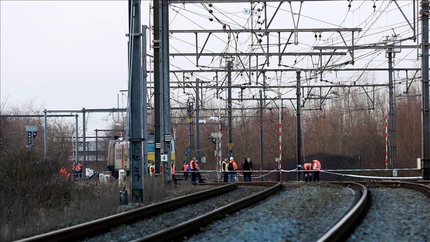 Accidente de metro subterráneo en Alemania deja al menos 20 heridos