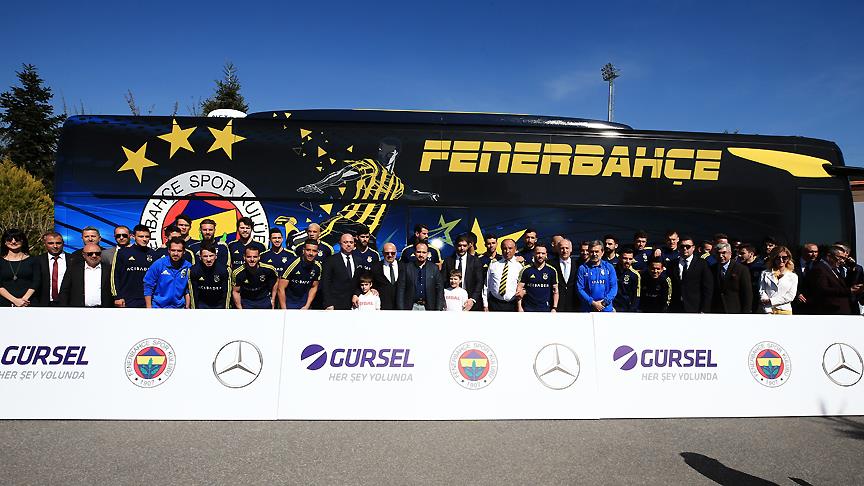 Fenerbahçe Futbol Takımı'na yeni otobüs