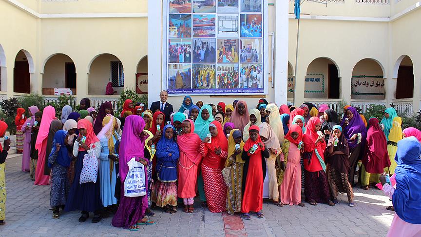Somali'deki bir okulda Türkçe yabancı dil olarak müfredata girdi
