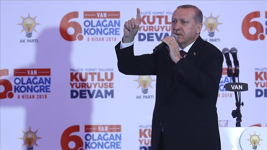 Erdogan kritizirao Zapad zbog šutnje nakon napada hemijskim oružjem u Siriji