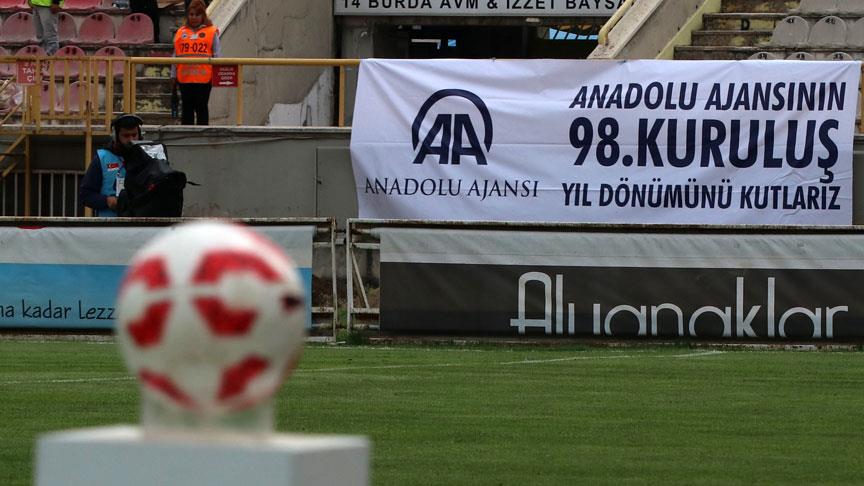 Boluspor'dan AA'ya pankartlı kutlama