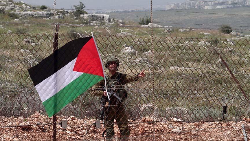 İsrail askerleri 'Filistinli genci vurdukları anı' kameraya almış